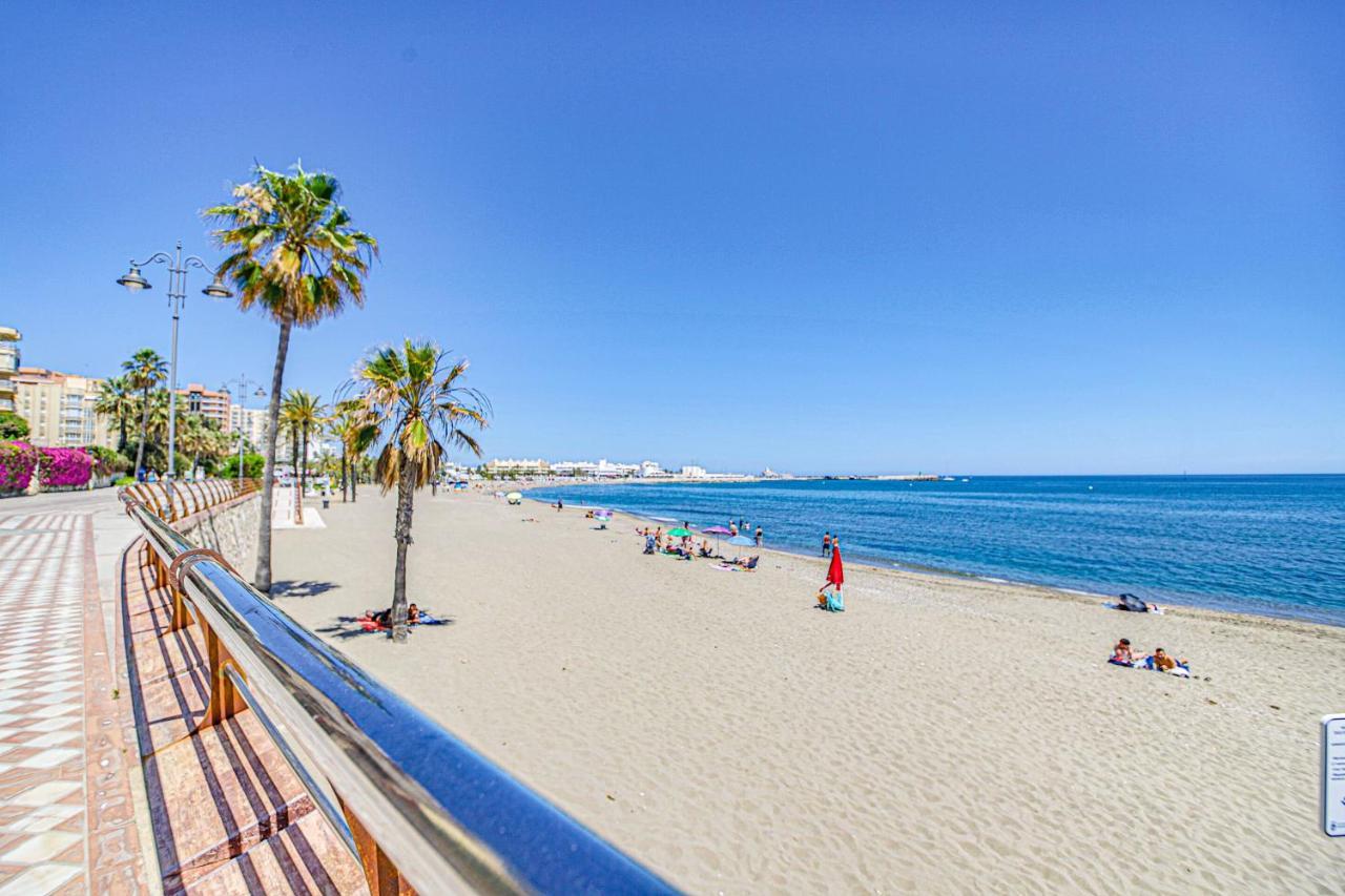 Bonito Al Lado De La Playa Con Vistas Al Mar Apartamento *